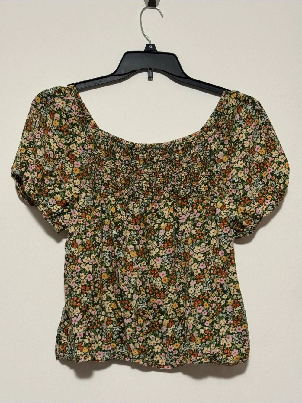 Old Navy Green Floral Print Square-Neck Smocked Blouse, Flutter Sleeve. SZ. M